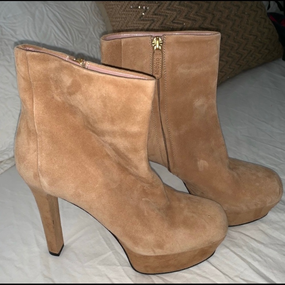 Authentic Gucci boots